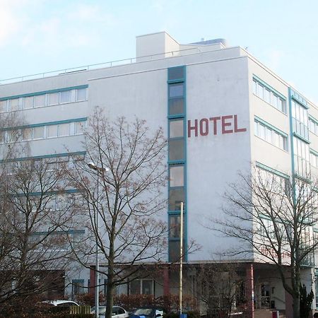 Businesshotel & Appartements Stuttgart-Vaihingen Exteriör bild