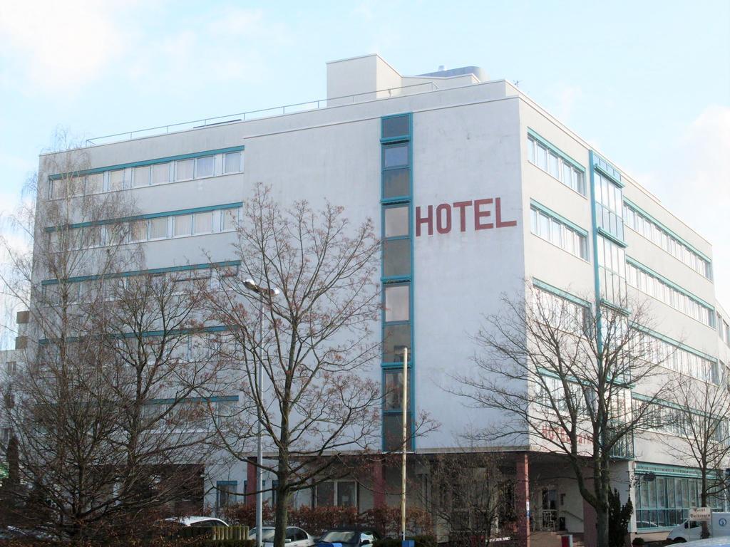 Businesshotel & Appartements Stuttgart-Vaihingen Exteriör bild